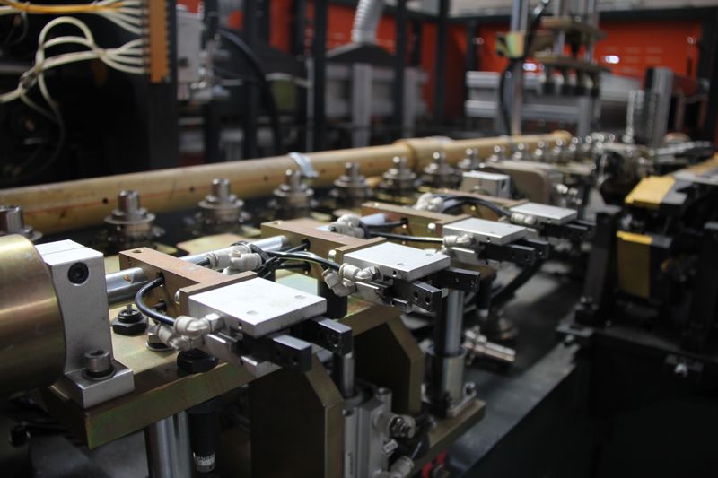 Blow Molding Machine 2