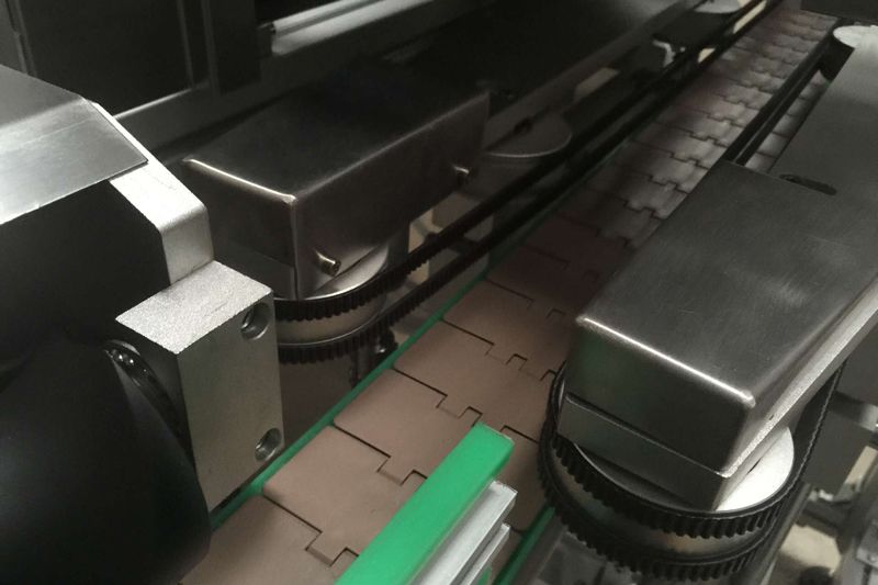 Labeling Machine 3